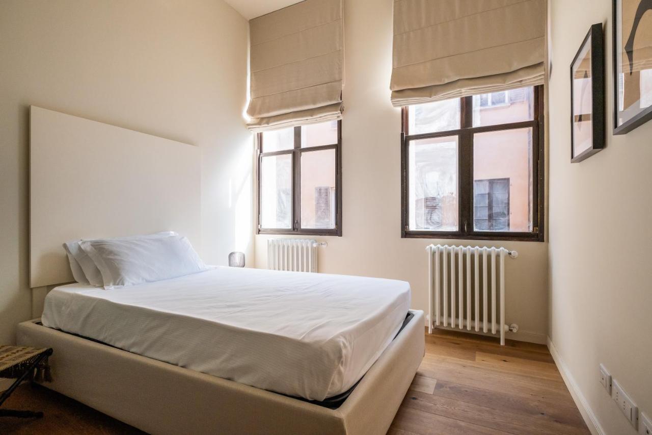 Appartamento D'Azeglio Nel Salotto Di Bologna Bolonha Exterior foto